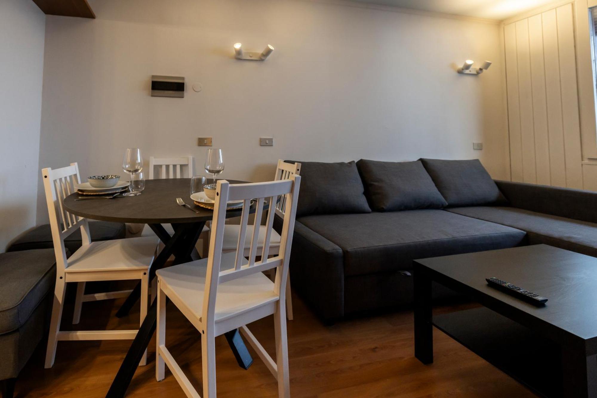 Erikzang - Cervinia Ski In Ski Out Apartments Бройл-Червиня Екстериор снимка